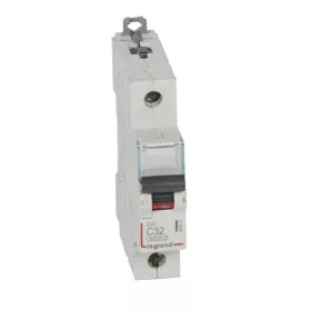 DX3 kismegszakító 1P C32 6000A/10kA
