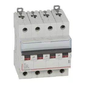 DX3 kismegszakító 4P C32 6000A/10kA