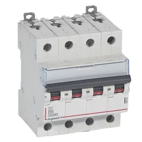 DX3 kismegszakító 4P B6 10000A / 16 kA
