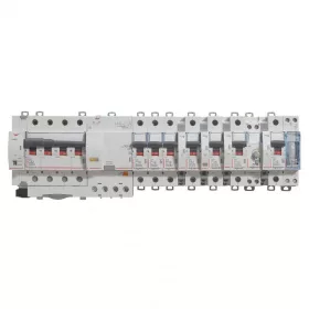DX3 kismegszakító 4P C32 10000A / 16 kA