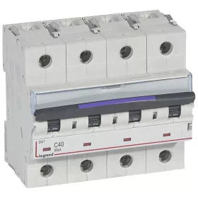 DX3 kismegszakító 50kA 4P 400V~ C40