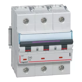DX3 kismegszakító 50kA 3P 400V~ D40