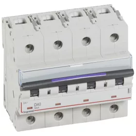 DX3 kismegszakító 50kA 4P 400V~ D40
