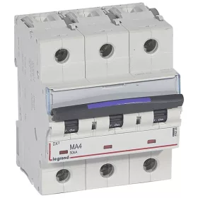 DX3 kismegszakító 50kA 3P 400V~ M4