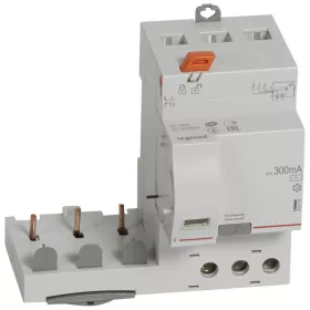 DX3 áramvédő relé 3P 400V~ AC 40A 300mA