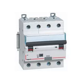   DX3 4P kombinált áram-védőkapcsoló  C20 6000A / 10kA 30mA A-Hpi