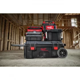 Milwaukee PACKOUT Gurulós szerszámosláda - 1 db