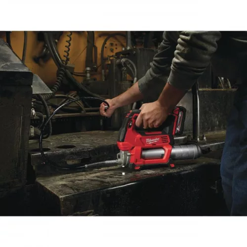Milwaukee M18GG-201C M18 ZSÍRZÓPISZTOLY