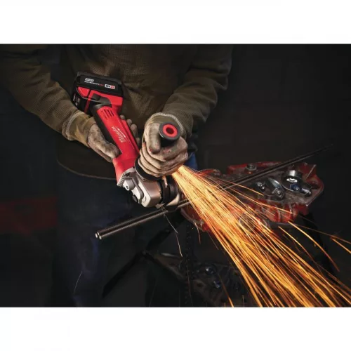 Milwaukee HD18AG115-402C M18 SAROKCSISZOLÓ 115 MM