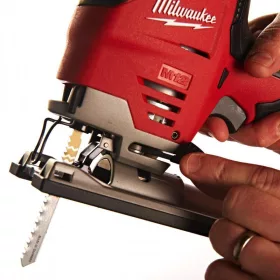 Milwaukee M12JS-402B M12 SZUPERKOMPAKT SZÚRÓFŰRÉSZ