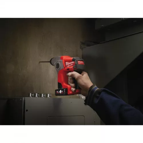 Milwaukee M12CH-202X M12 FUEL SZUPERKOMPAKT SDS-PLUS ÜTVEFÚRÓ KALAPÁCS