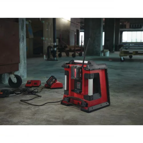 Milwaukee M18RC-0 M18 TÖLTŐ/RÁDIÓ Bluetooth kapcsolattal