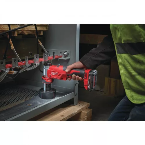 Milwaukee M18HKP-201C M18 FORCE LOGIC HIDRAULIKUS LYUKASZTÓGÉP