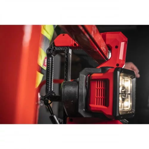 Milwaukee M18UBL-0 M18 LED HELYSZÍNMEGVILÁGÍTÓ LÁMPA