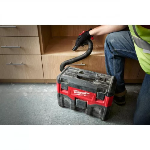 Milwaukee M18VC-2 M18  NEDVES/SZÁRAZ PORSZÍVÓ