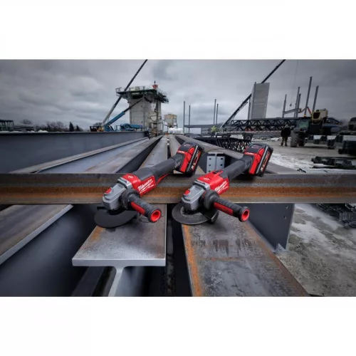 Milwaukee M18FHSAG125XB-552X M18 FUEL NAGY TELJESÍTMÉNYŰ SAROKCSISZOLÓ 125 MM FÉKEZŐ FUNKCIÓVAL
