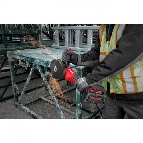 Milwaukee M18FHSAG125XPDB-552X  M18 FUEL NAGY TELJESÍTMÉNYŰ SAROKCSISZOLÓ 125 MM FÉKEZŐ FUNKCIÓVAL