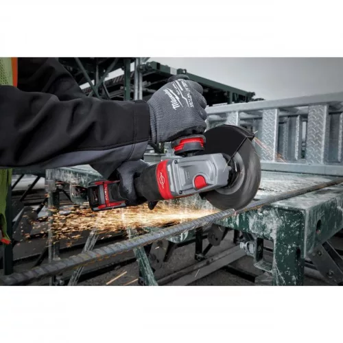 Milwaukee M18FHSAG125XPDB-552X  M18 FUEL NAGY TELJESÍTMÉNYŰ SAROKCSISZOLÓ 125 MM FÉKEZŐ FUNKCIÓVAL