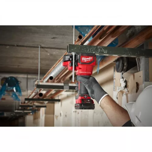 Milwaukee M18BLTRC-0X M18 SZÉNKEFE NÉLKÜLI MENETESSZÁR VÁGÓ
