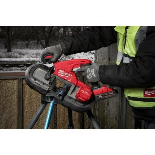 Milwaukee M18FBS85-202C   M18 FUEL KOMPAKT SZALAGFŰRÉSZ