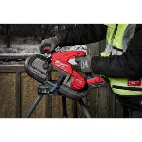 Milwaukee M18FBS85-202C   M18 FUEL KOMPAKT SZALAGFŰRÉSZ