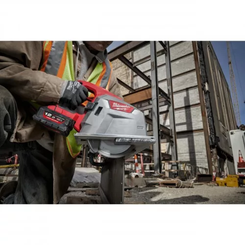 Milwaukee M18FMCS66-0C M18 FUEL FÉMVÁGÓ KÖRFŰRÉSZ