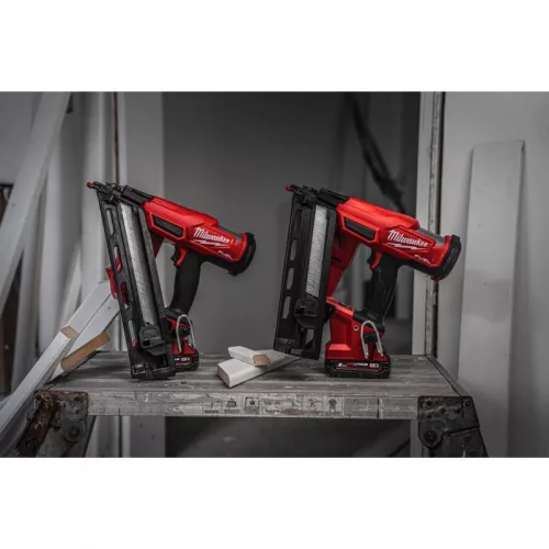 Milwaukee M18FN16GA-202X M18 FUEL 16 GA SZERKEZETÉPÍTŐ SZEGBELÖVŐ