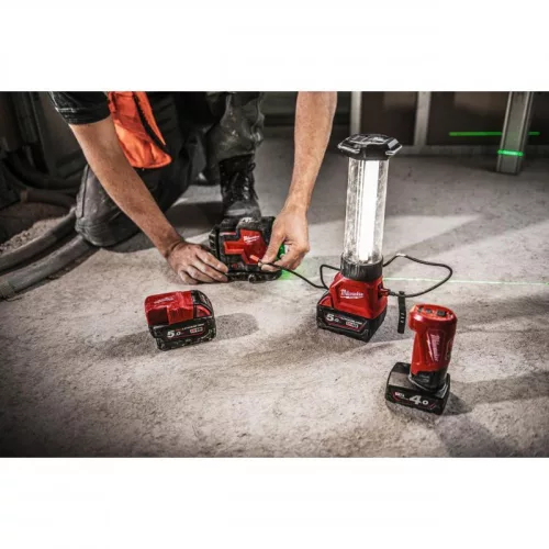 Milwaukee L4CLL-301C USB ÚJRATÖLTHETŐ ZÖLD KERESZTVONALAS LÉZER