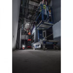   Milwaukee M18HOAL-0 M18 NAGY TELJESÍTMÉNYŰ TÉRMEGVILÁGÍTÓ LÁMPA