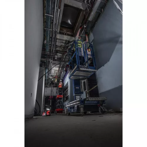 Milwaukee M18HOAL-0 M18 NAGY TELJESÍTMÉNYŰ TÉRMEGVILÁGÍTÓ LÁMPA