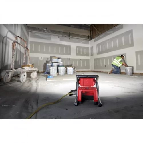 Milwaukee M18HOAL-0 M18 NAGY TELJESÍTMÉNYŰ TÉRMEGVILÁGÍTÓ LÁMPA