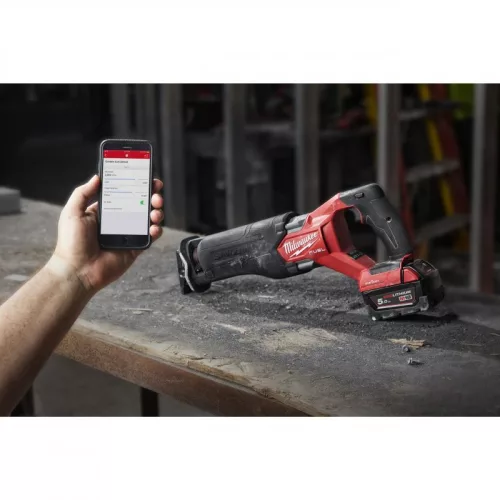 Milwaukee M18ONEFSZ-502X M18 FUEL ONE-KEY SAWZALL SZABLYAFŰRÉSZ