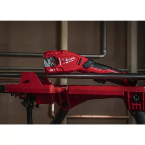 Milwaukee M12PCSS-202C M12 RAPTOR CSŐVÁGÓ ROZSDAMENTES ACÉLHOZ